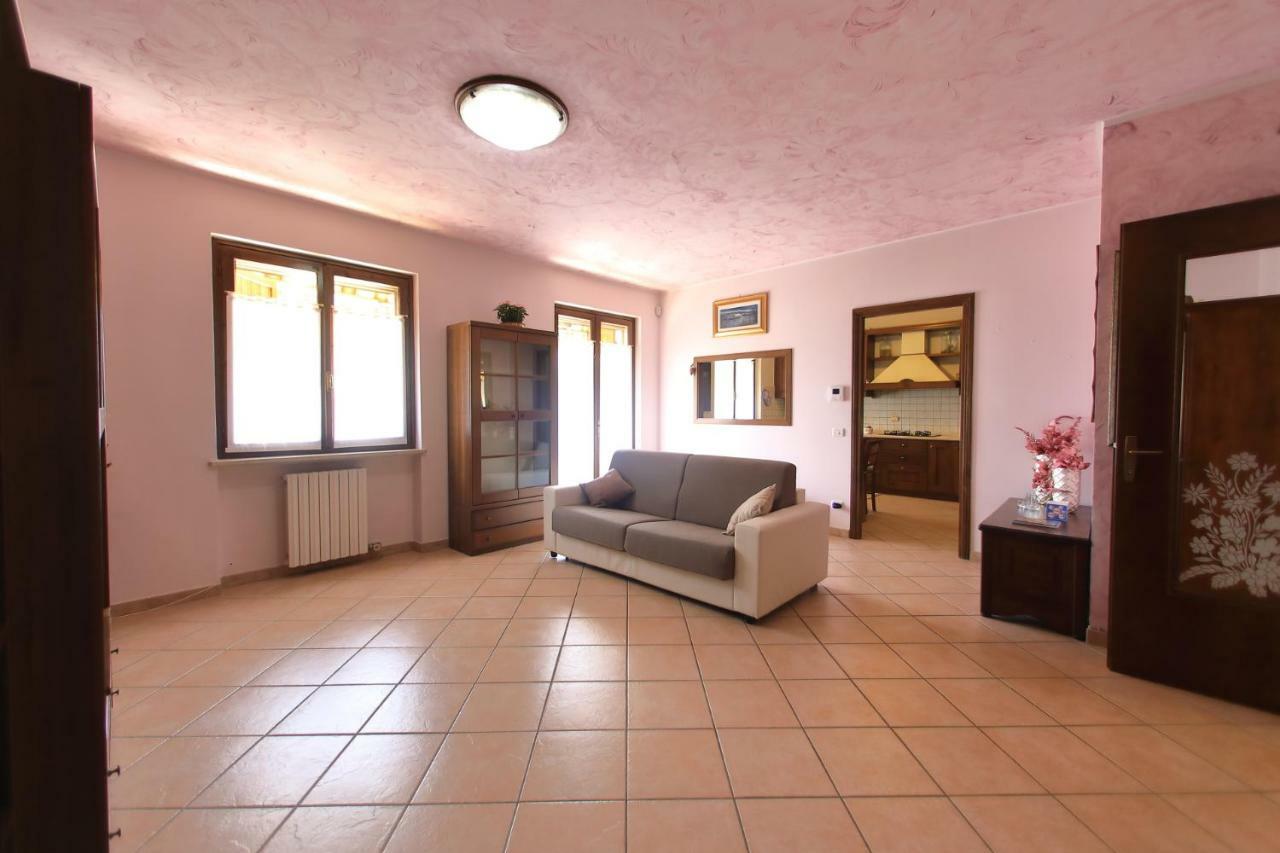 Residenza Franca Villa Valeggio sul Mincio Buitenkant foto